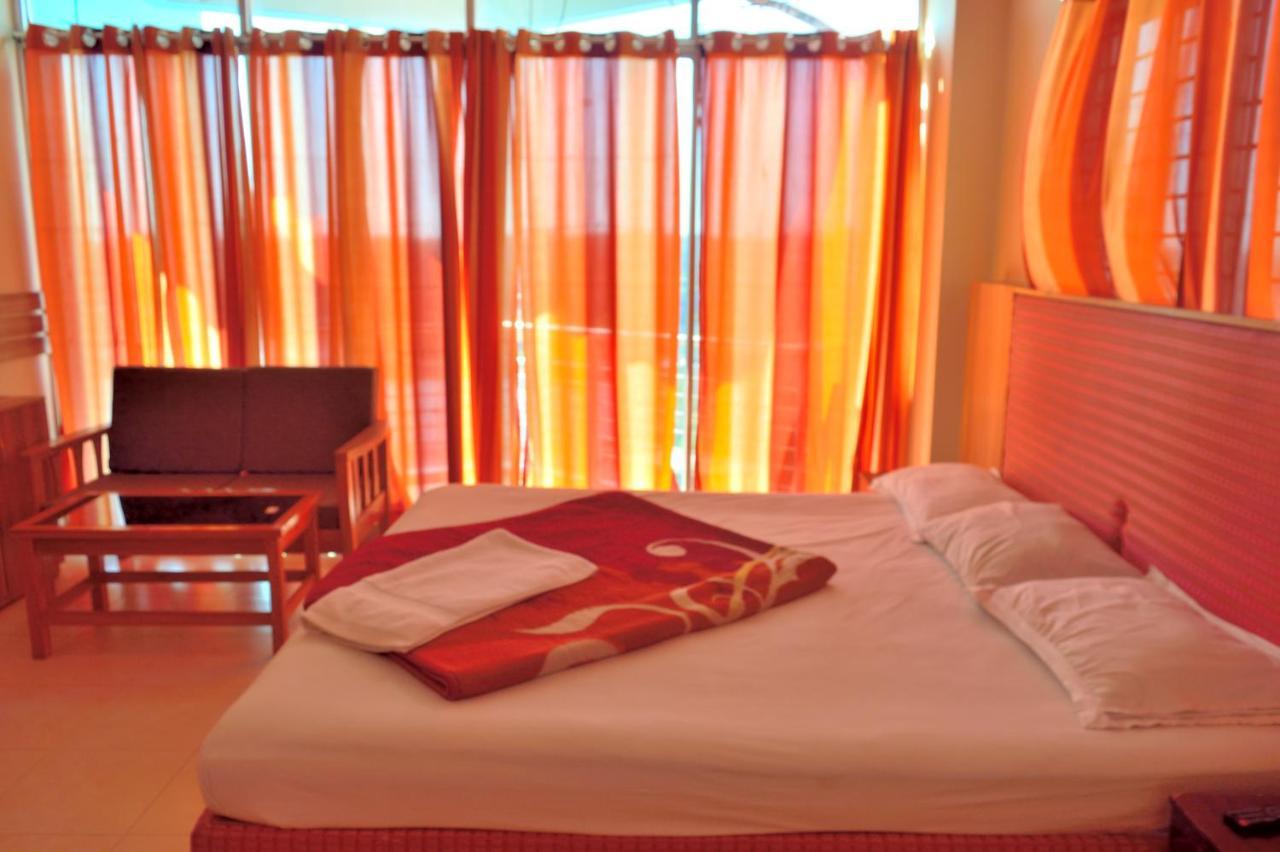 Hotel White Beach Cox's Bazar Exteriör bild